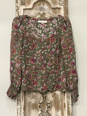EUC Women’s LOFT Olive Green Paisley Slightly Cropped Floral Blouse (XS)